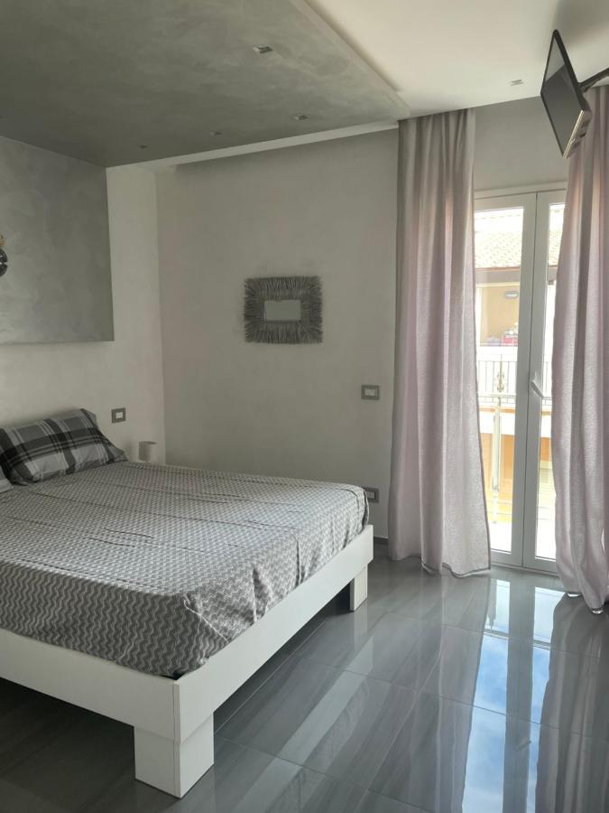 שאקה Deluxe Home Appartamento מראה חיצוני תמונה